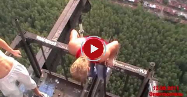 Crazy Russian Acrobatics Up Radio Tower