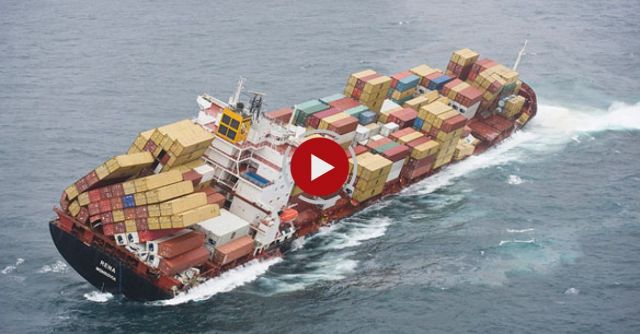 Container Ship Rena Sinking 