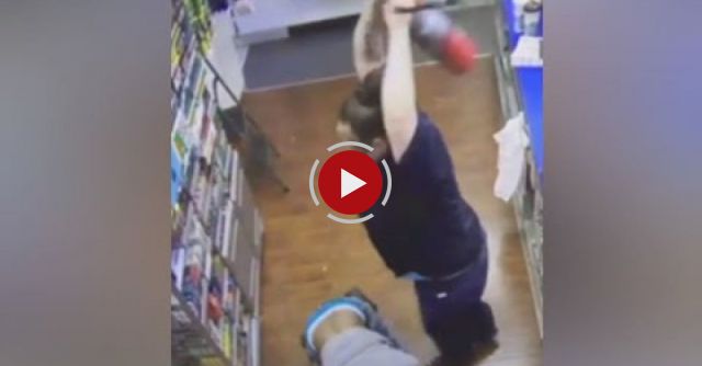 Woman Fights Off Robber With Fire Extinguisher 