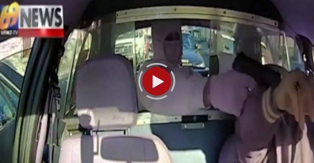 Watch Man Try To Rob Taxi Driver With Gun But Not See Officer Nearby