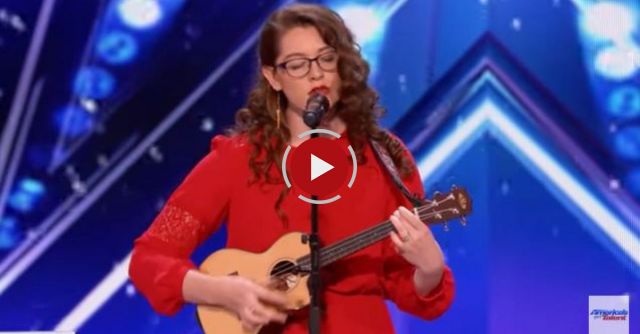 Deaf Woman Says She Must Remove Her Shoes To Sing, Then Simon Is Floored By Her Voice